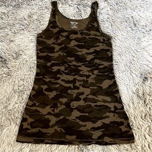 Large, Mossimo camo tank top